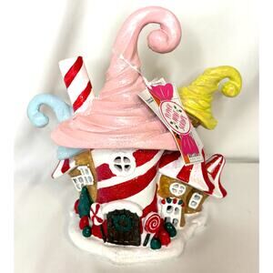 Holiday GINGERBREAD HOUSE Candy Land Sweet Treat Holiday House LIGHTS UP 9.75"